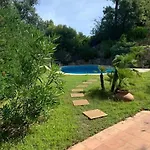 Spacious With Pool And Fireplace Vila Roquebrune-sur Argens