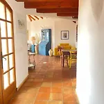 Spacious With Pool And Fireplace *
