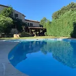 Spacious With Pool And Fireplace Roquebrune-sur Argens