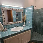 Spacious With Pool And Fireplace Roquebrune-sur Argens