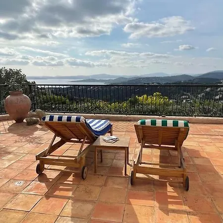 Βίλα Spacious With Pool And Fireplace Roquebrune-sur Argens