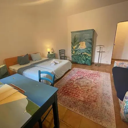 Spacious With Pool And Fireplace Villa Roquebrune-sur Argens