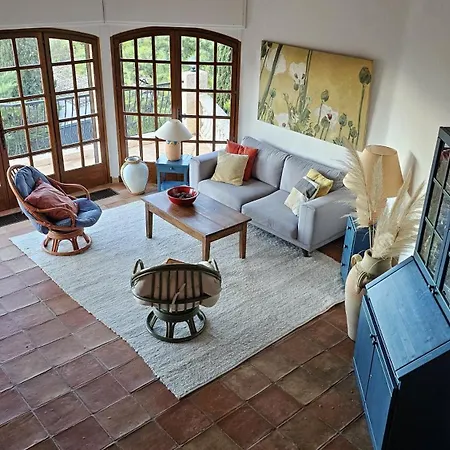 Villa Spacious With Pool And Fireplace Roquebrune-sur Argens