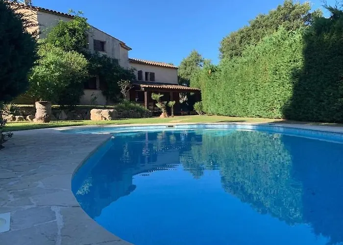 Spacious With Pool And Fireplace Roquebrune-sur Argens