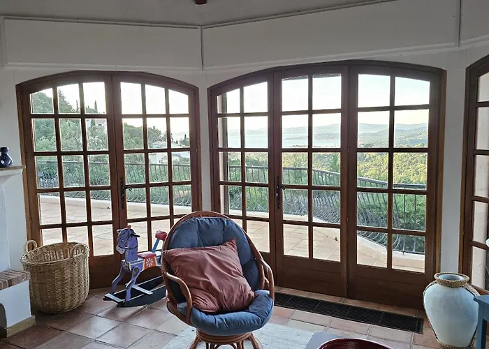 Spacious With Pool And Fireplace * Roquebrune-sur Argens